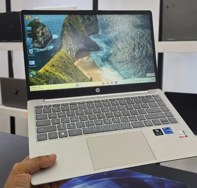 New Laptop HP Stream Notebook 16GB Intel Core i7 SSD 512GB