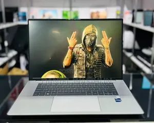 New Laptop HP ZBook Studio 16GB Intel Core i9 SSD 512GB
