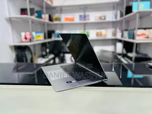 New Laptop HP ZBook Studio 16GB Intel Core i9 SSD 512GB