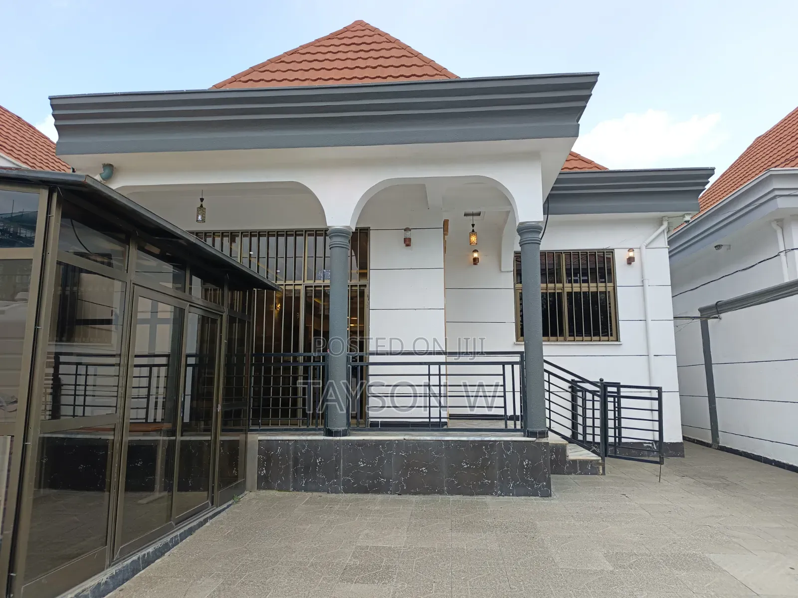 4bdrm Villa in Addis Ababa Ayat, Bole for sale