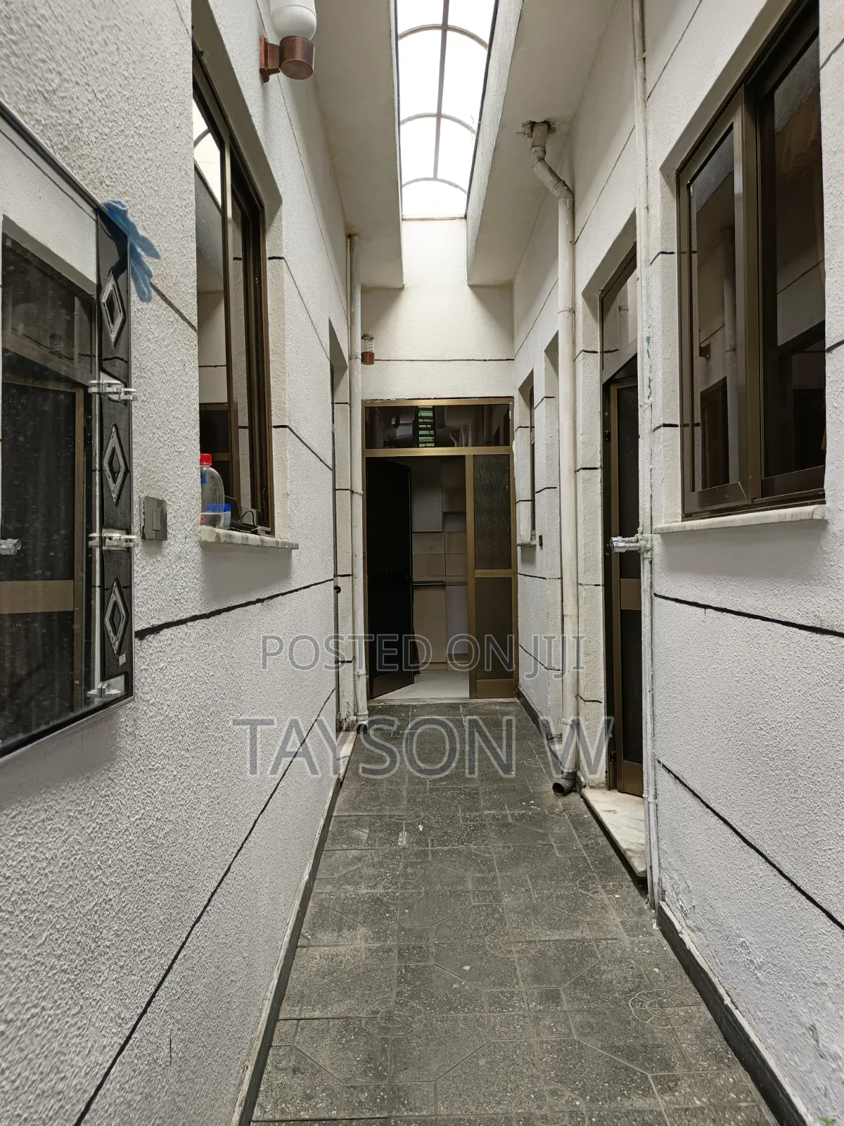 4bdrm Villa in Addis Ababa Ayat, Bole for sale