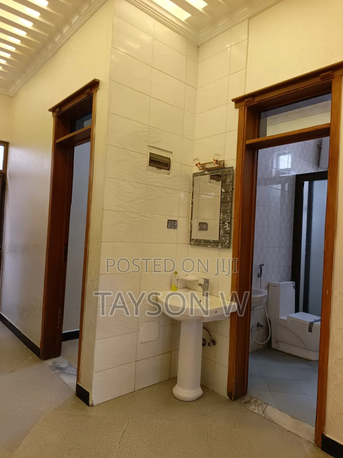 4bdrm Villa in Addis Ababa Ayat, Bole for sale