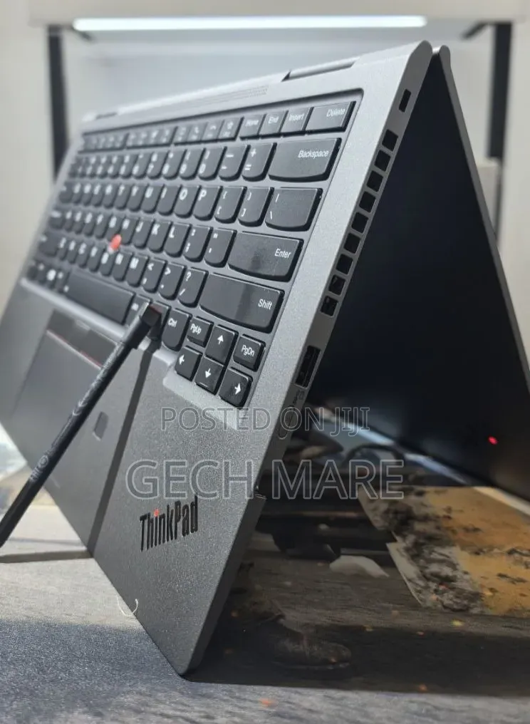 New Laptop Lenovo ThinkPad Yoga 16GB Intel Core i7 SSD 512GB