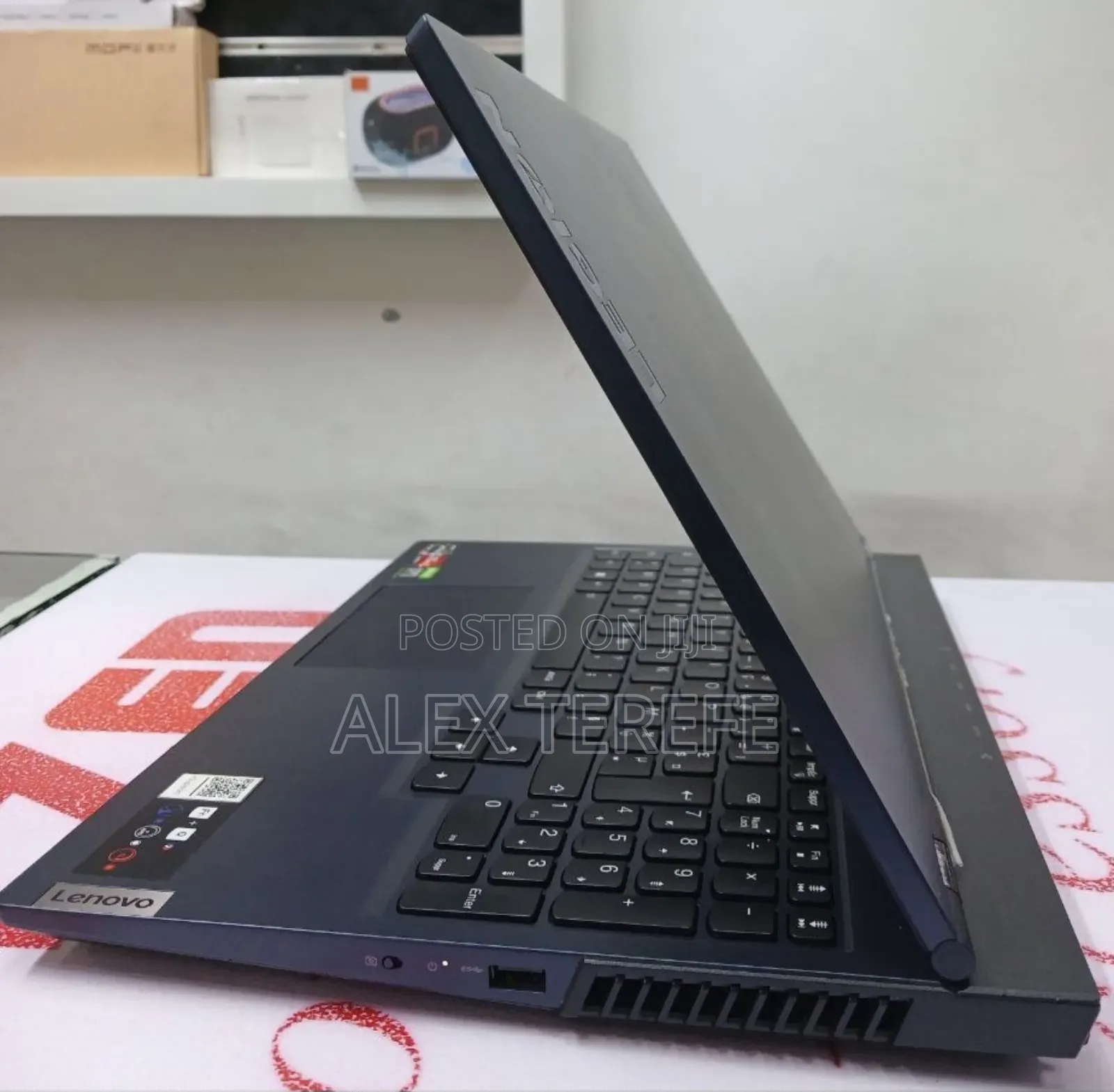 New Laptop Lenovo Legion 5 16GB AMD Ryzen 5 SSD 512GB