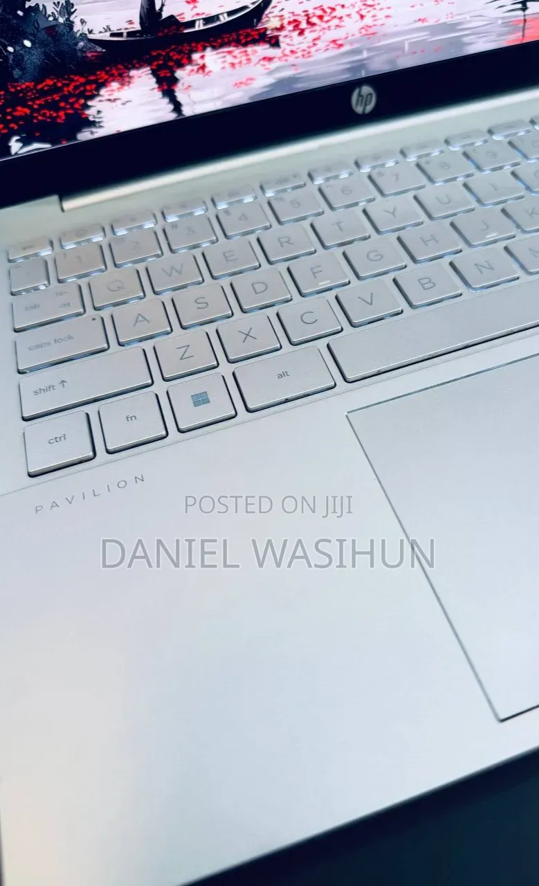 New Laptop HP Pavilion 14 16GB Intel Core i7 SSD 512GB
