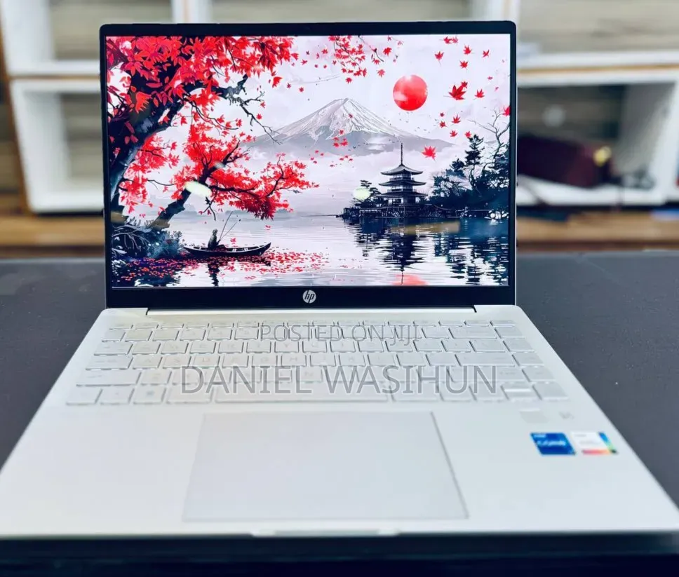 New Laptop HP Pavilion 14 16GB Intel Core i7 SSD 512GB