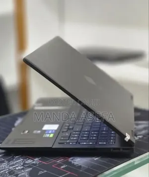 New Laptop HP Omen 16 16GB Intel Core i9 SSD 512GB