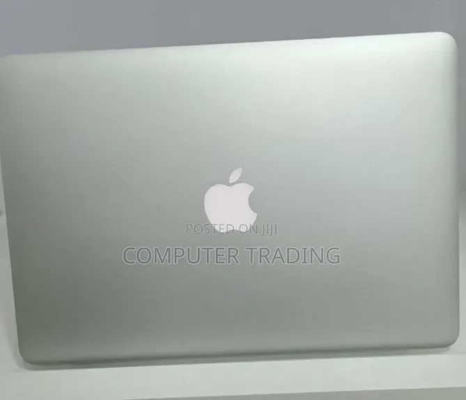 New Laptop Apple MacBook Air 2017 8GB Intel Core i5 SSD 128GB