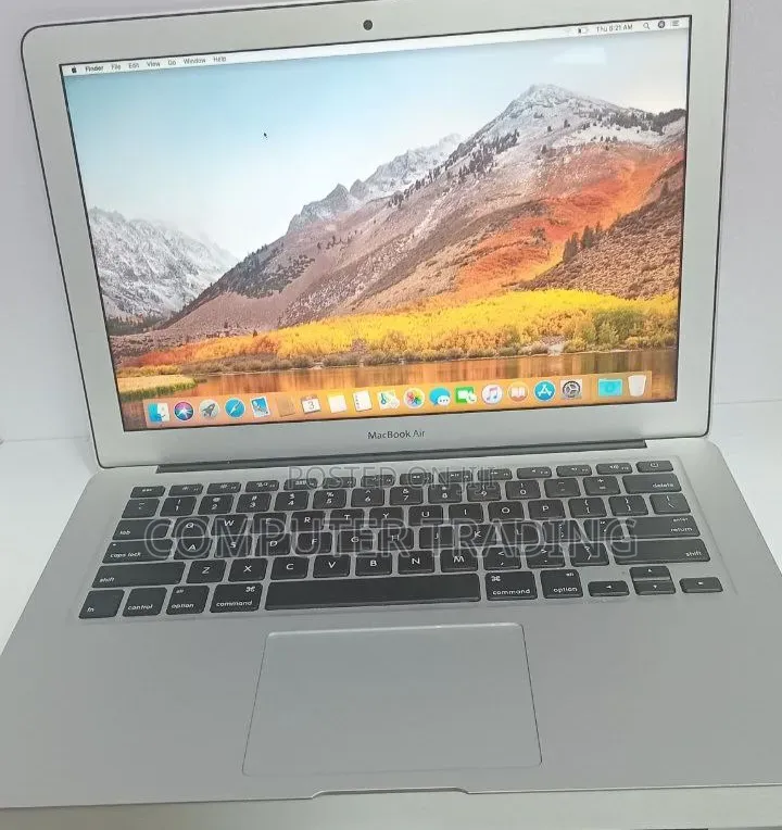New Laptop Apple MacBook Air 2017 8GB Intel Core i5 SSD 128GB
