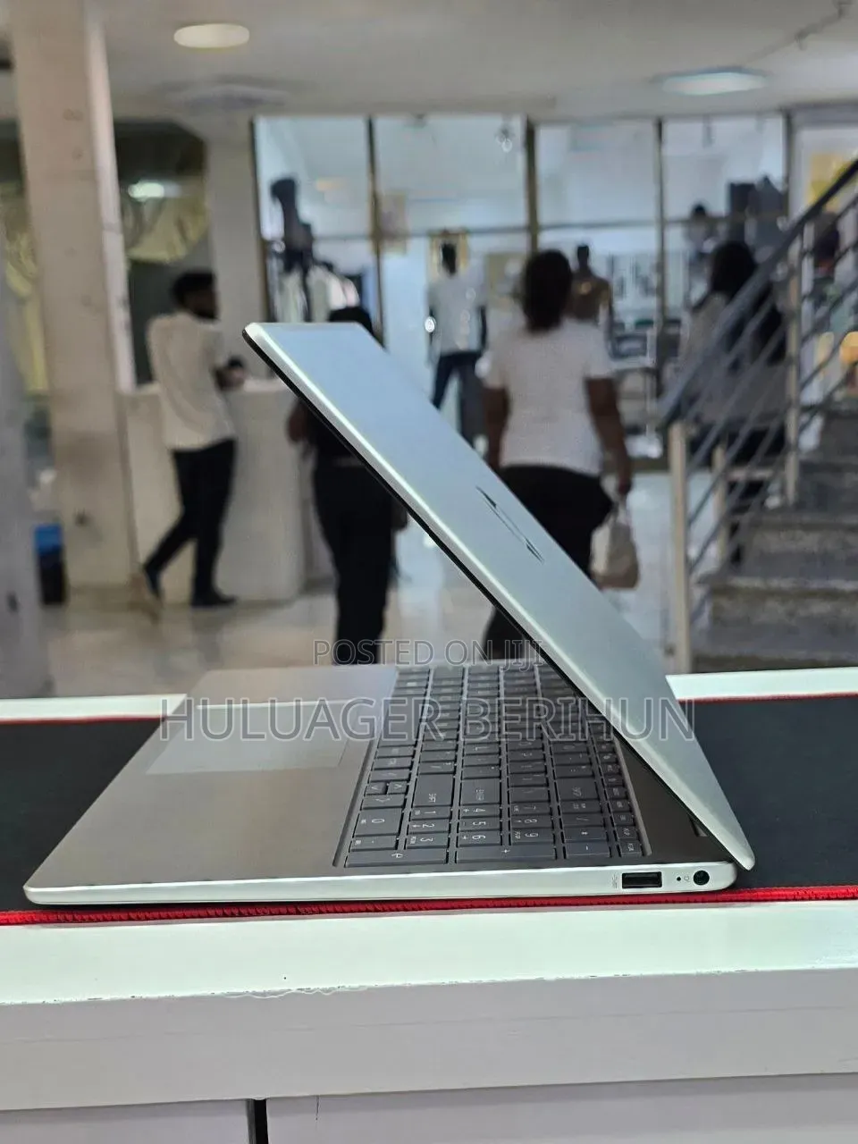 New Laptop HP Stream Notebook 16GB Intel Core i7 SSD 1T