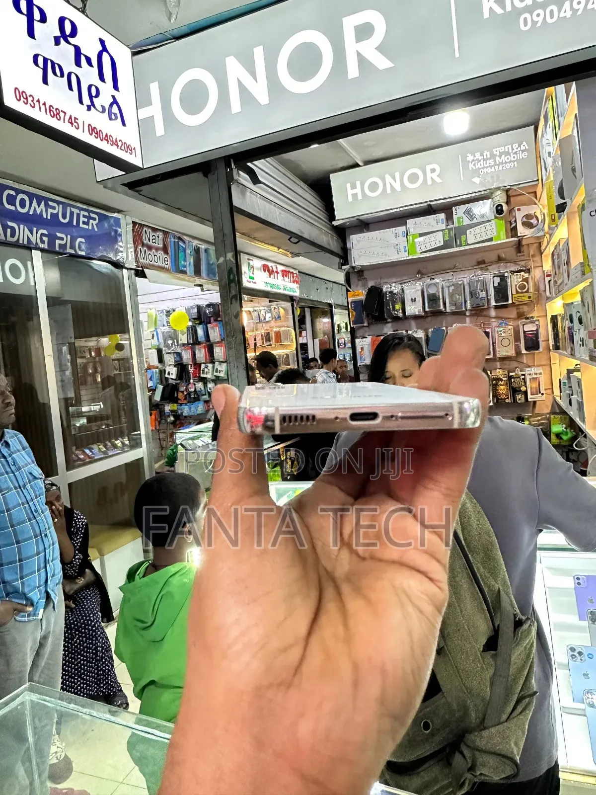 New Samsung Galaxy S23 256 GB White