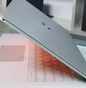 New Laptop Microsoft Surface 16GB Intel Core i7 SSD 256GB