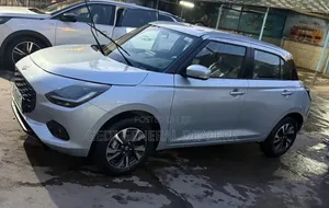 Suzuki Swift 2025 Gray