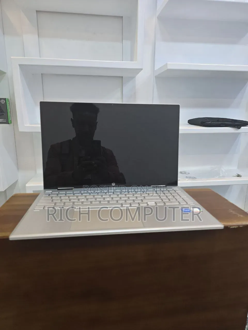 New Laptop HP Pavilion 15 8GB Intel Core i7 SSD 512GB
