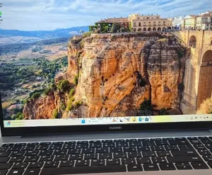 New Laptop Huawei MateBook X Pro 16GB Intel Core i7 SSD 512GB