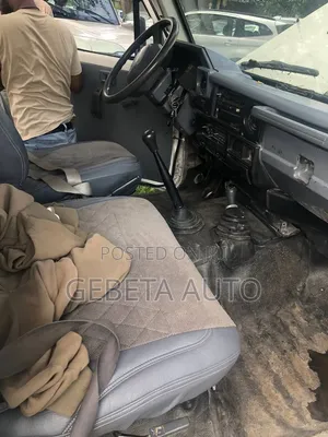 Toyota Land Cruiser 2003 White
