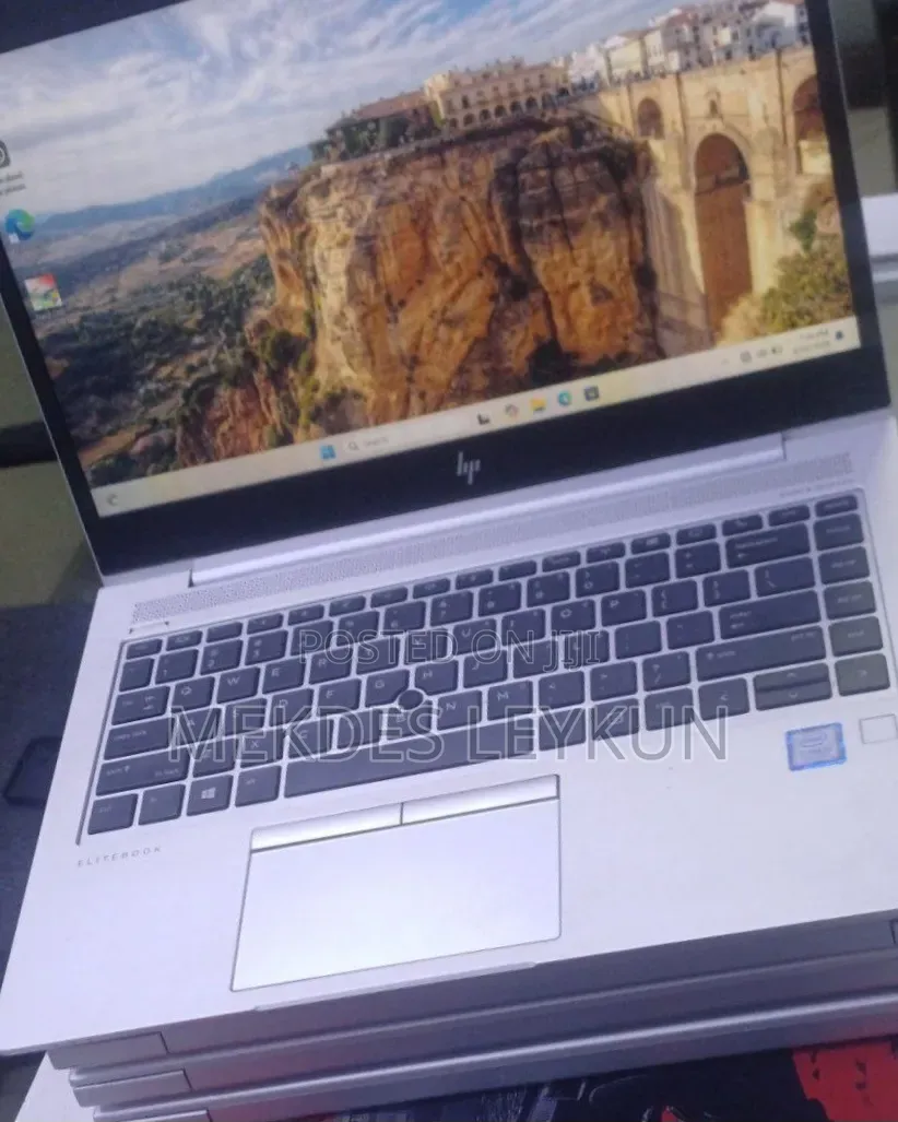 New Laptop HP EliteBook 840 16GB Intel Core i5 SSD 512GB