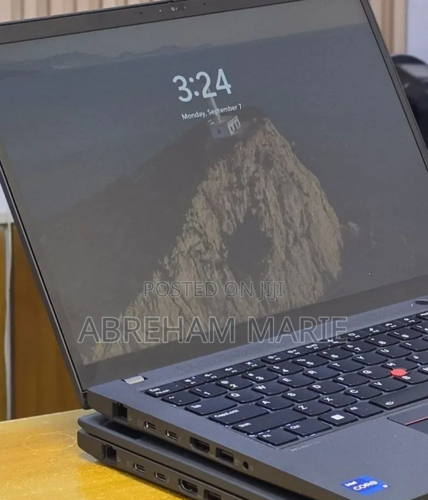 New Laptop Lenovo ThinkPad T14 G4 16GB Intel Core i7 SSD 512GB