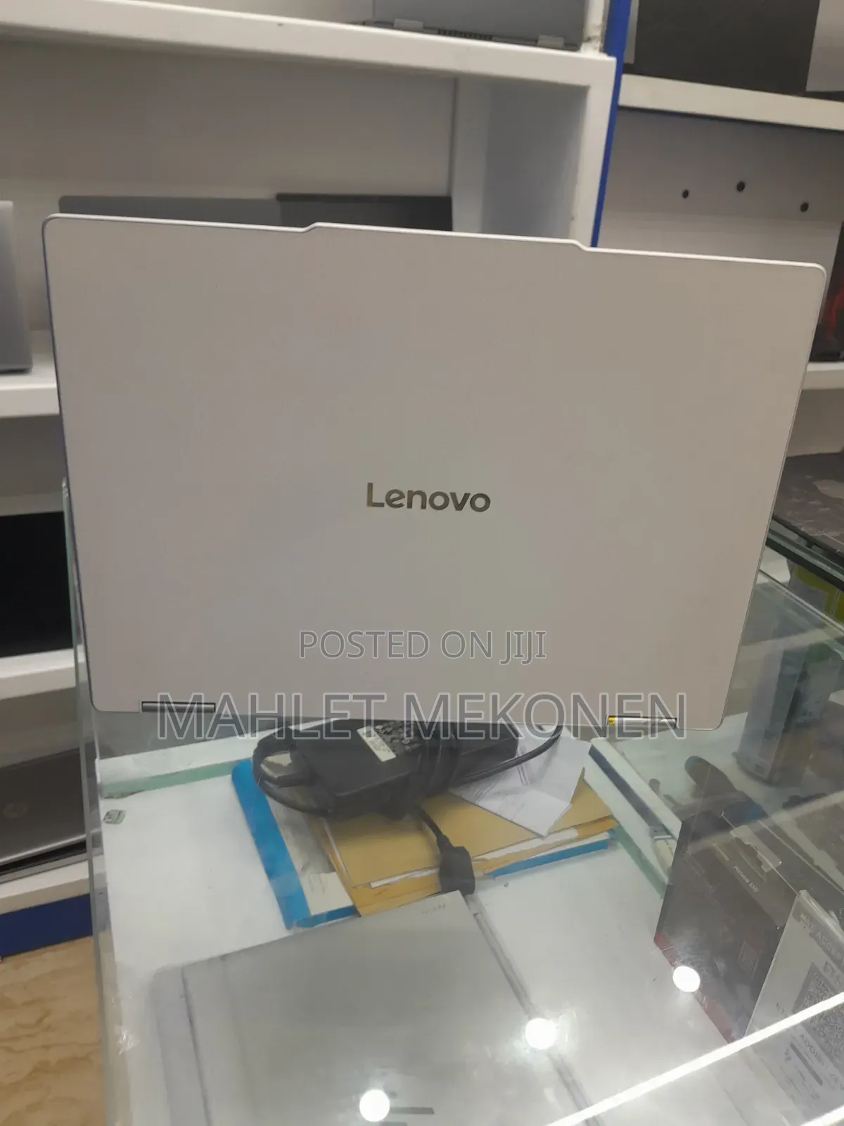 New Laptop Lenovo Yoga 7i 16GB Intel Core Ultra 7 SSD 1T