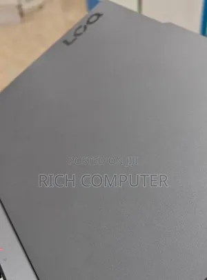 New Laptop Lenovo LOQ 15IRH8 16GB Intel Core i5 SSD 512GB