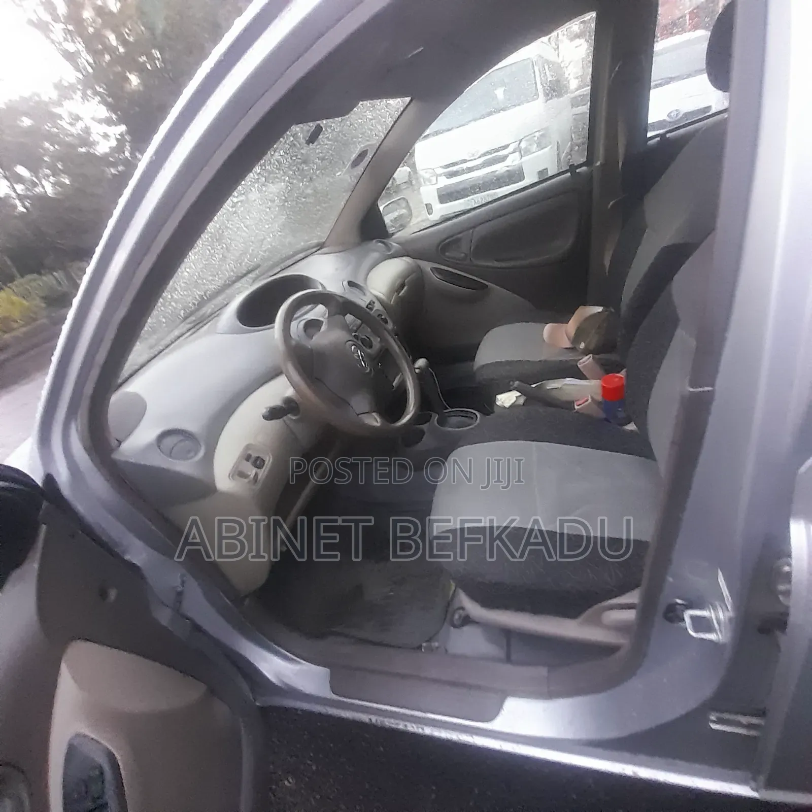 Toyota Platz 2005 Silver