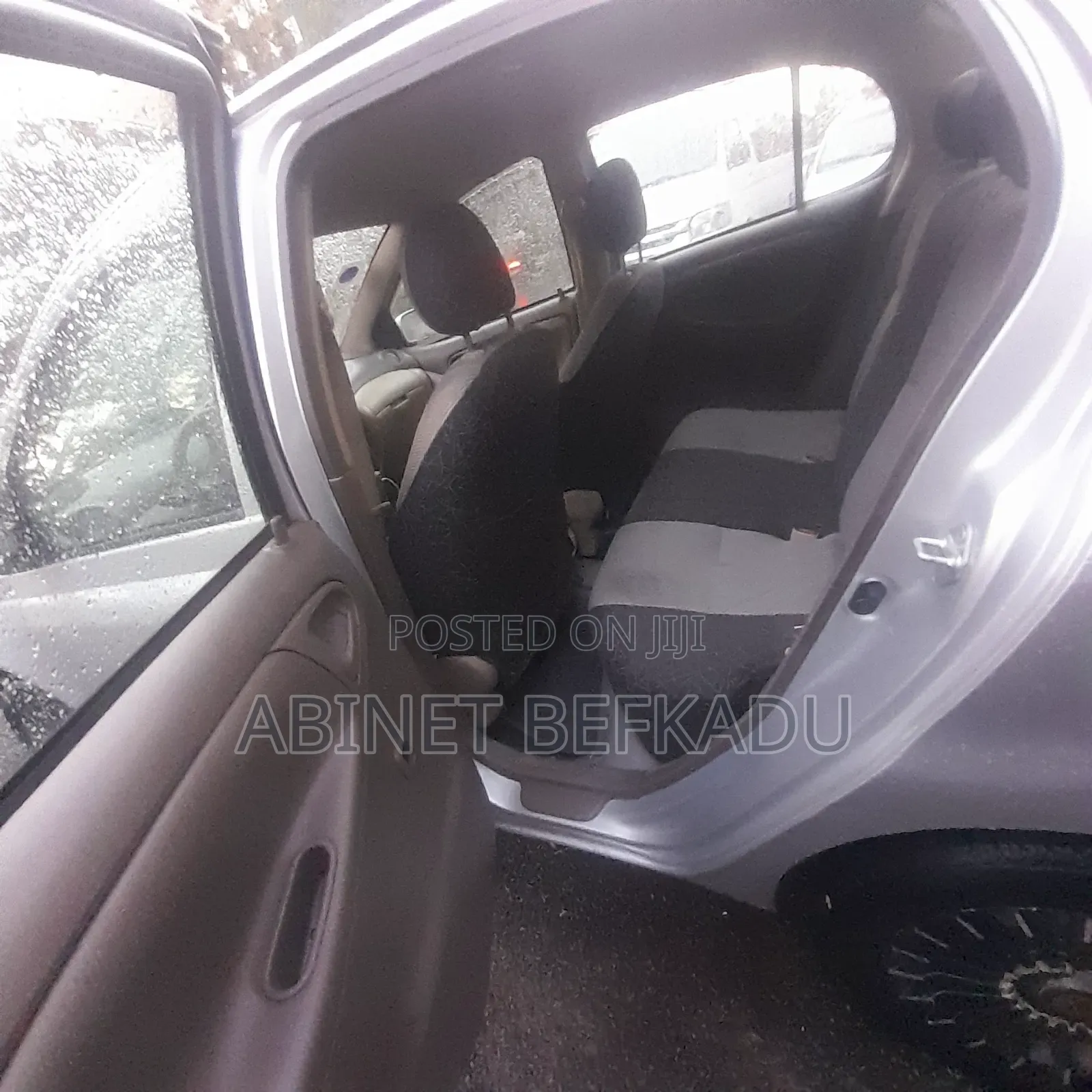 Toyota Platz 2005 Silver