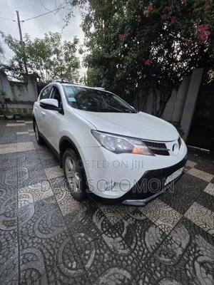 Toyota RAV4 2014 White