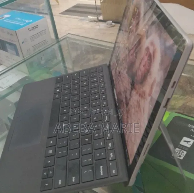 New Laptop Microsoft Surface Pro 7 16GB Intel Core i5 SSD 256GB