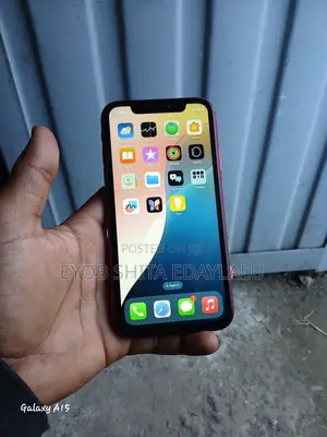 Apple iPhone XR 64 GB Red