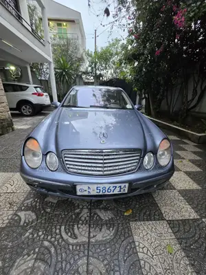 Mercedes-Benz E240 2003 Blue