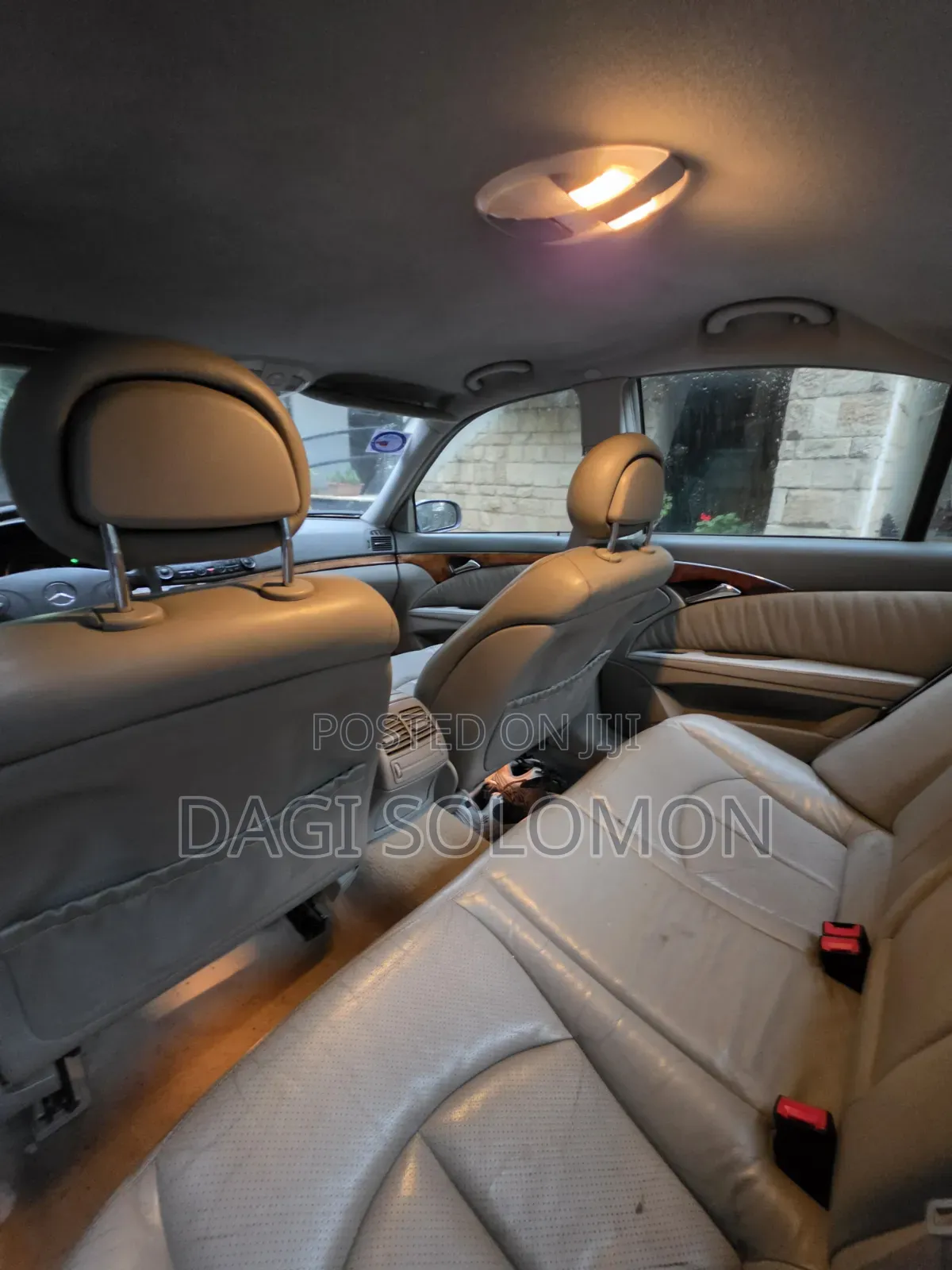 Mercedes-Benz E240 2025 Blue