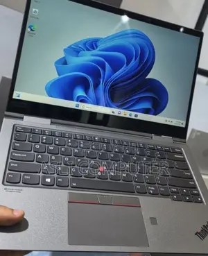 New Laptop Lenovo ThinkPad X1 Yoga 16GB Intel Core i7 SSD 512GB