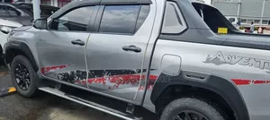 Toyota Hilux 2022 Silver