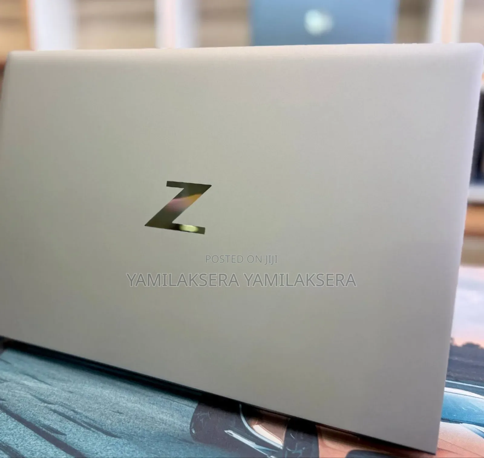 New Laptop HP ZBook Firefly G8 16GB Intel Core i7 SSD 512GB