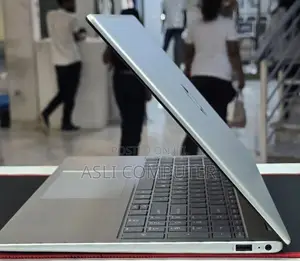 New Laptop HP Stream Notebook 16GB Intel Core i7 SSD 1T