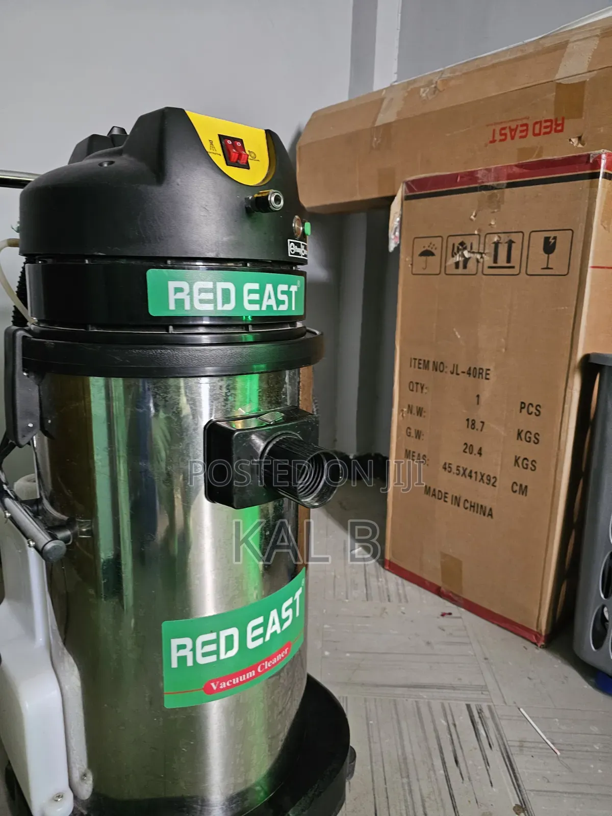 Wet and Dry Vaccume Cleaner