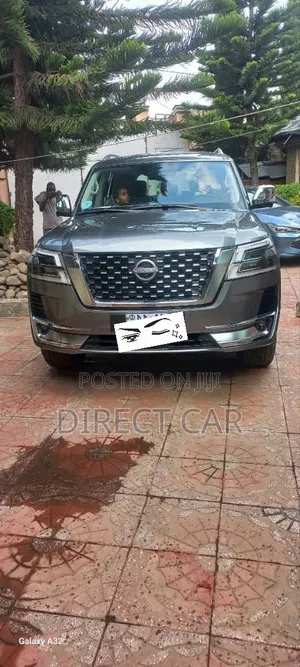 Nissan Patrol 2023 Silver