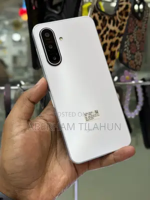 New Samsung Galaxy M17 5G 128 GB White