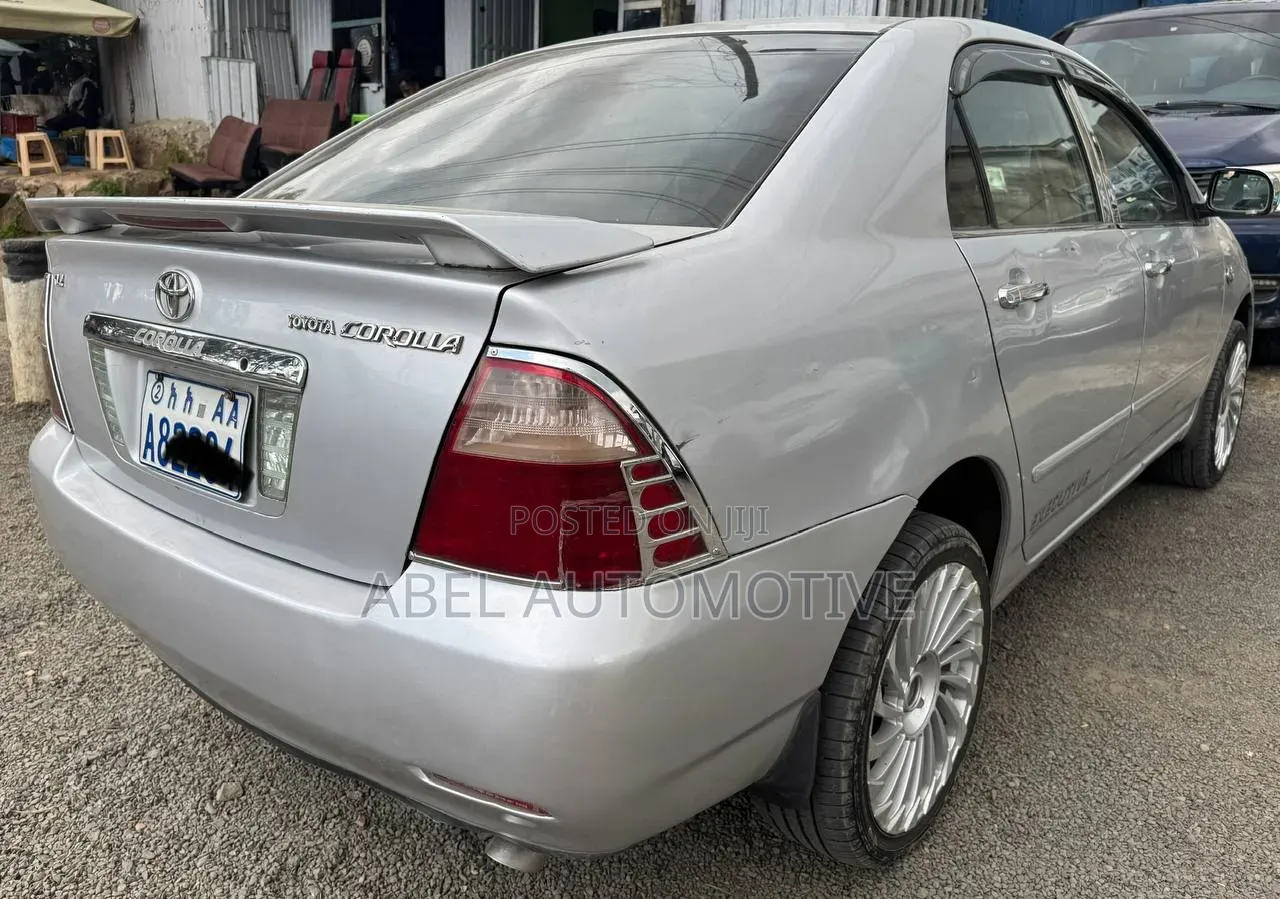 Toyota Corolla 2005 Silver