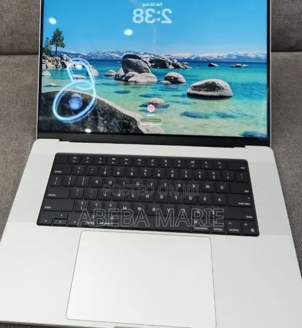 New Laptop Apple MacBook Pro 2021 M1 16GB Apple M1 Pro SSD 1T