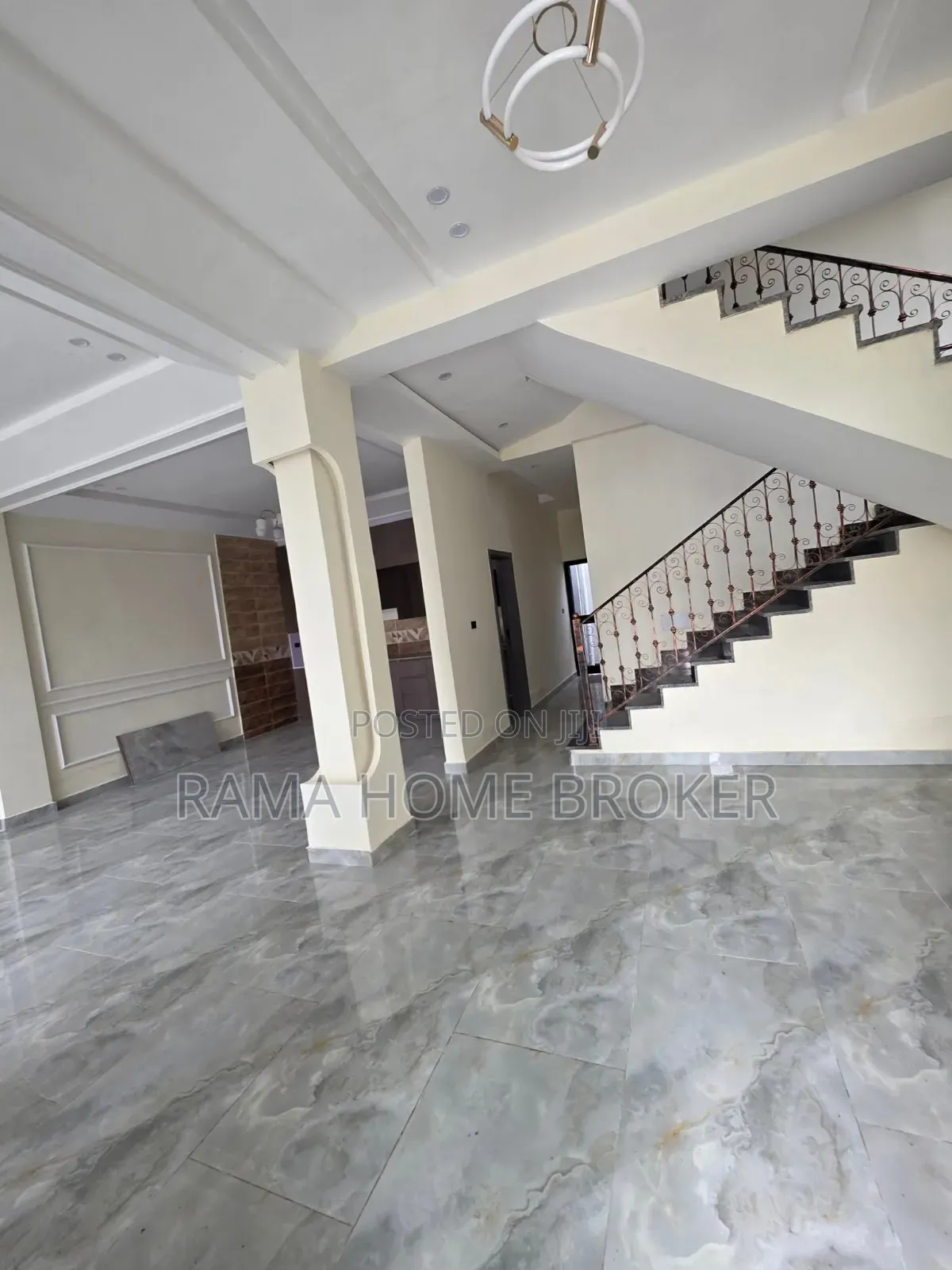 Furnished 11bdrm Villa in የከተማችን ቅንጡ ቤት, Yeka for sale
