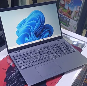 New Laptop Dell Latitude 3550 16GB Intel Core i7 SSD 512GB