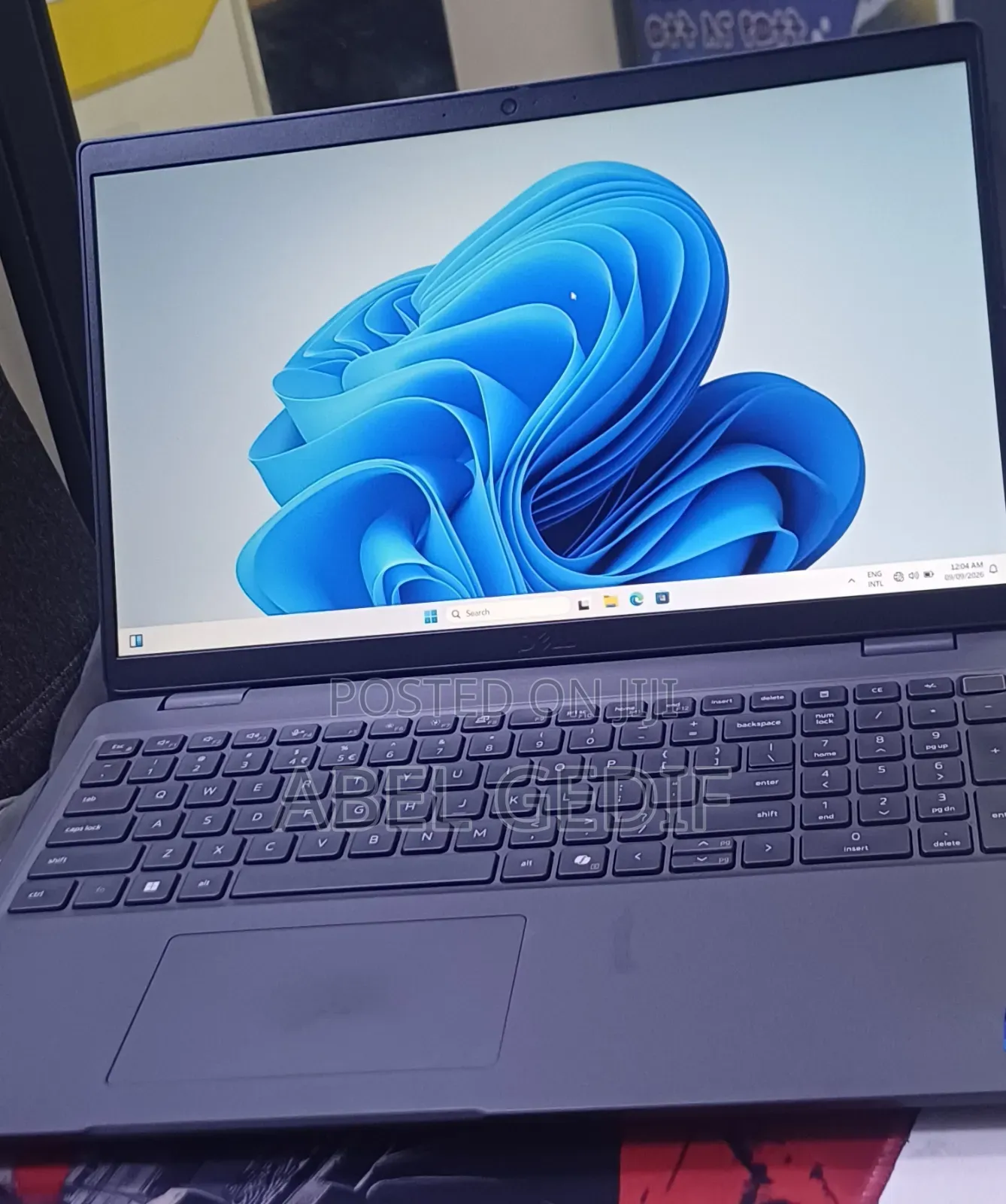 New Laptop Dell Latitude 3550 16GB Intel Core i7 SSD 512GB