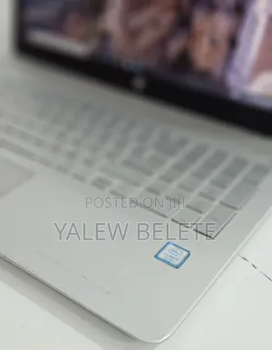 New Laptop HP Pavilion 14 8GB Intel Core i5 HDD 1T