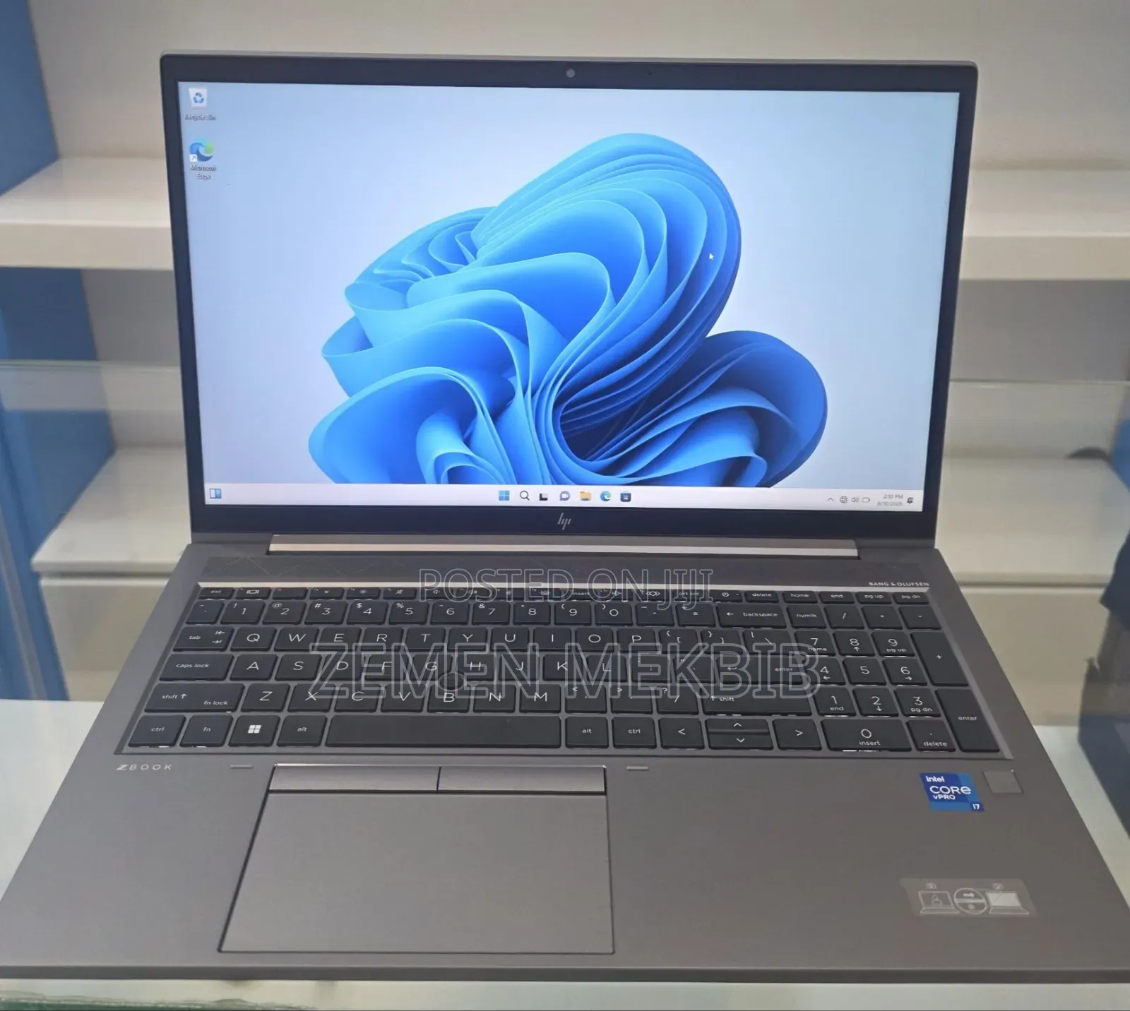 New Laptop HP 16GB Intel Core i7 SSD 512GB