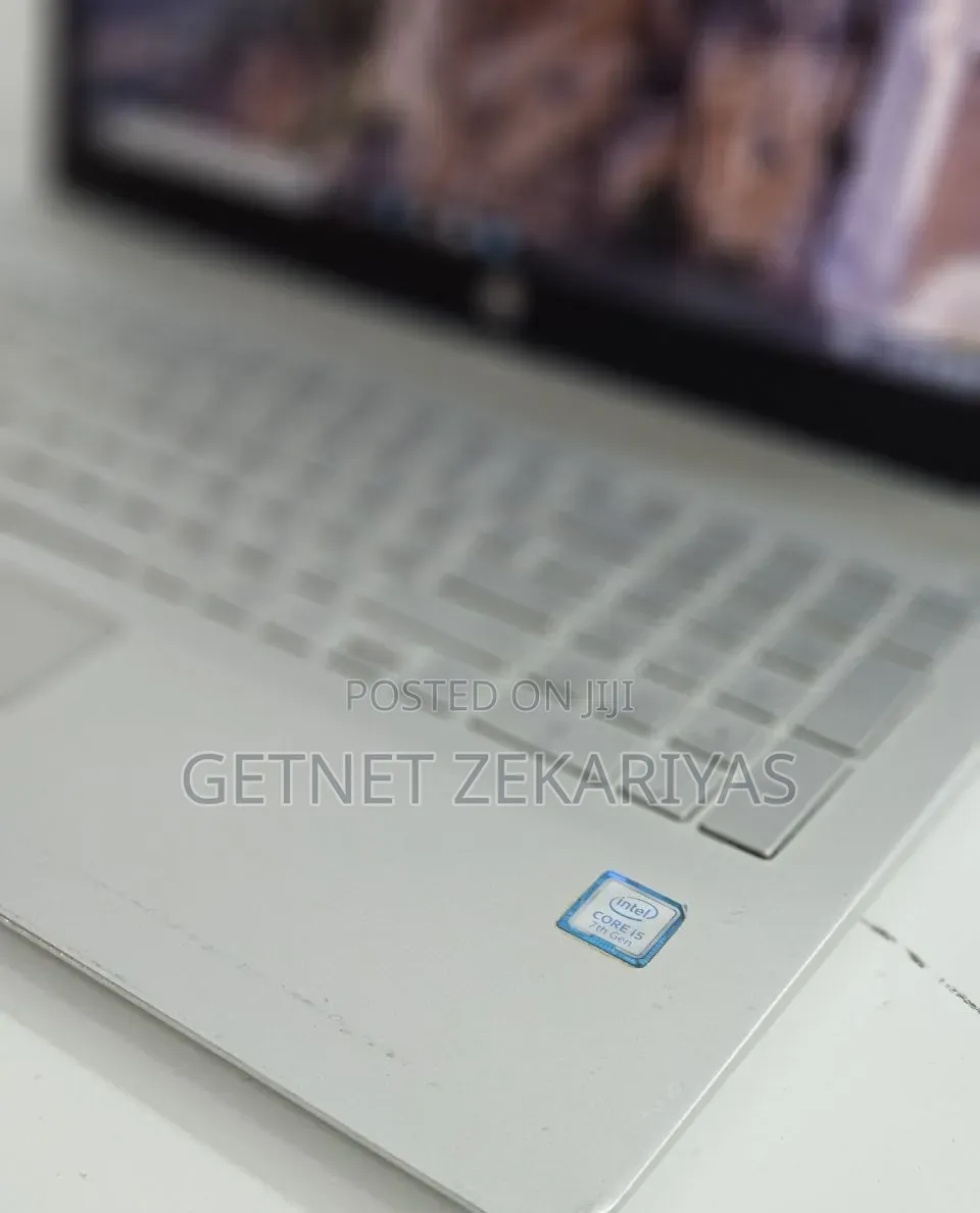 New Laptop HP Pavilion 15 8GB Intel Core i5 HDD 1T