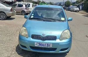 Toyota Vitz 2002 Green