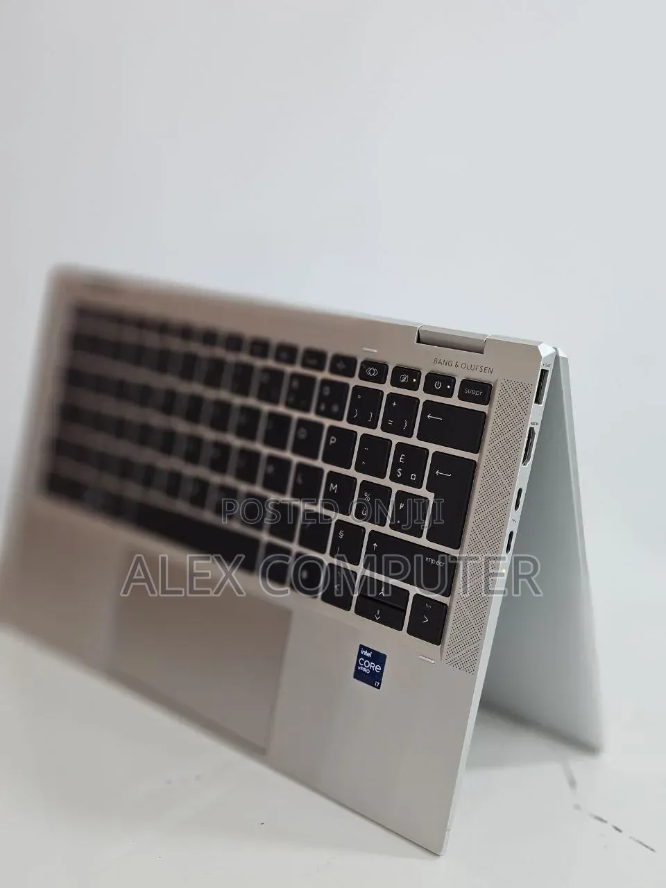 New Laptop HP EliteBook x360 1030 G8 16GB Intel Core i7 SSD 512GB