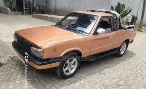 Hyundai Panel 1985 Gold