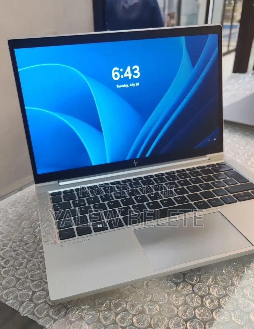 New Laptop HP EliteBook 835 G7 16GB AMD Ryzen 5 SSD 512GB